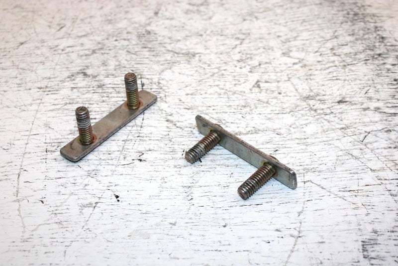 1999 Polaris 500 Indy Oem Front Bumper Support Stud Plate Pair 1012648 SP50