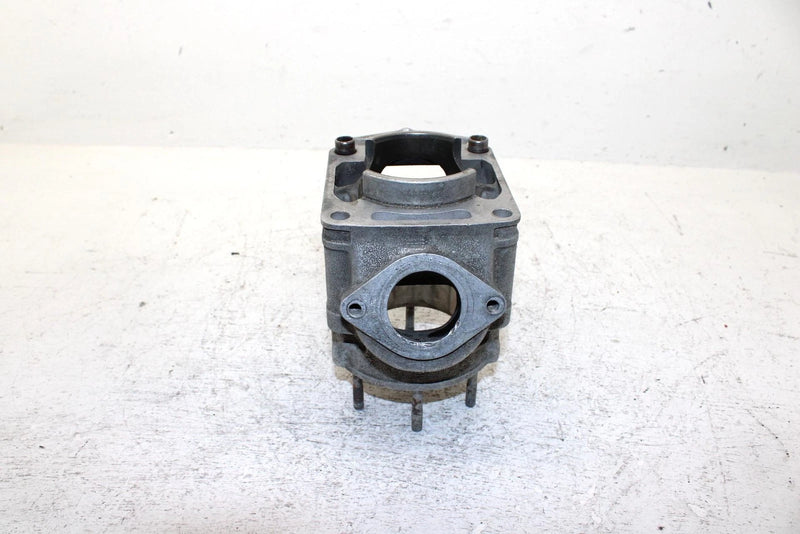 1995 Yamaha Vmax 600 Le Oem 75mm Bore Cylinder Head 8CA-11311-00-00 SY21