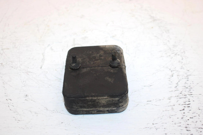 1985 Honda Atc 110a All Terrain Oem Seat Rubber Dampner 77201-942-000 AH58