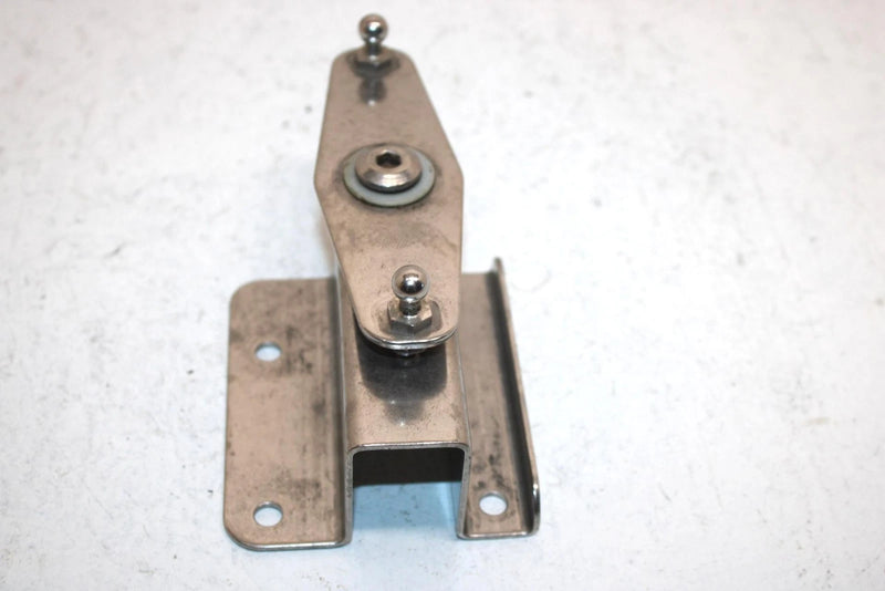 2000 Kawasaki Jet Ski 1100 Stx Oem Reverse Linkage Bracket 11049-3762 JK11