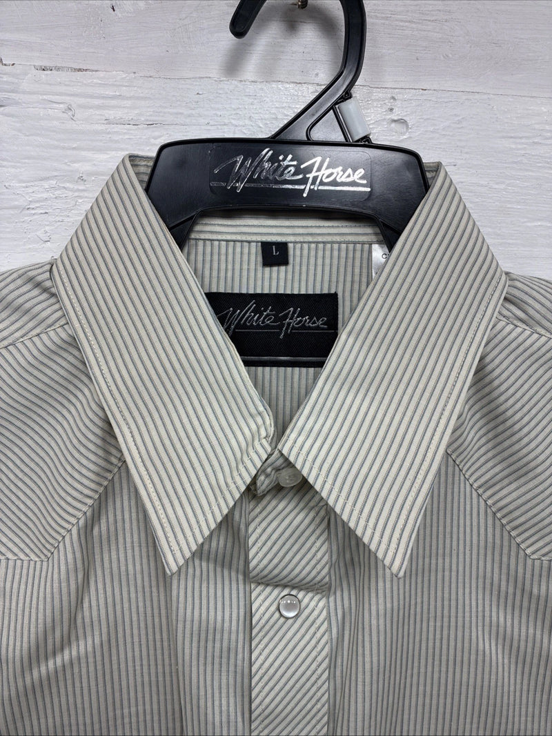 New Men’s White Horse Yellow Stripe Short Sleeve Pearl Snap Large CC-45