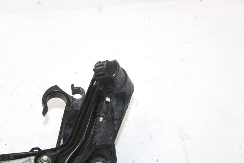 2017 Ski-doo Grand Touring 900 Oem Frame Sub Support 518327145 SS65