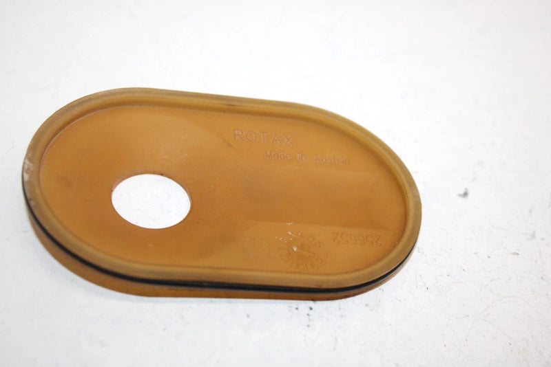 2001 Bombardier Traxter Oem Oil Colector 420256652 AB10