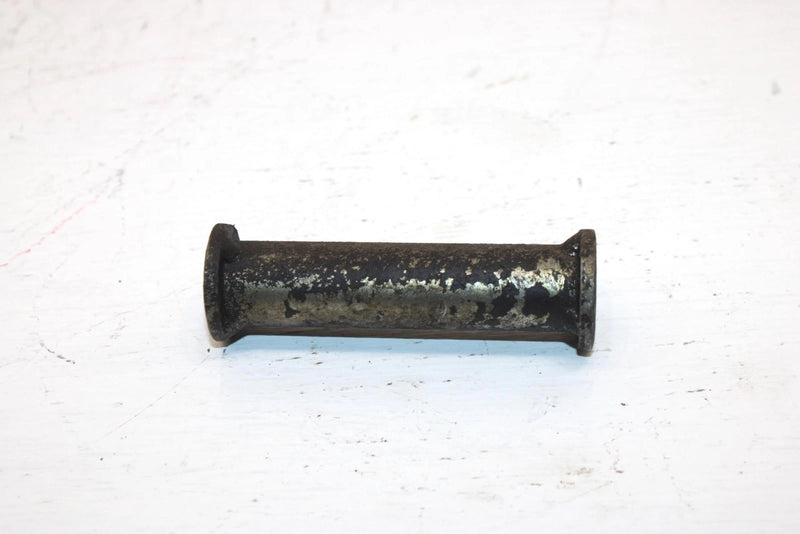 1984 Honda Atc 200 Esa Oem Engine Mount Spacer (Long) 50252-958-680 AH60