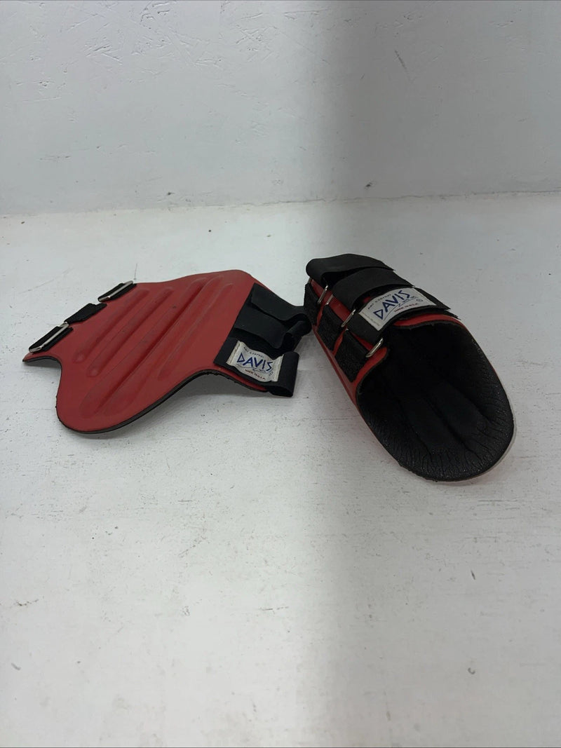 New Red Davis Rubber Splint Boots HH-14