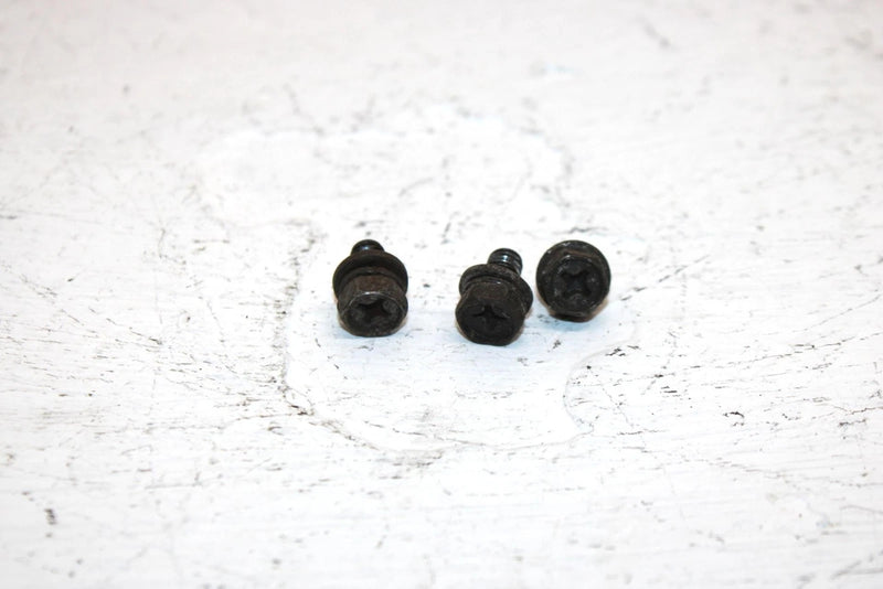 2000 Yamaha  Kodiak 400 Oem Radiator Fan Bolt Set Of 3 97017-06010-00 AY26