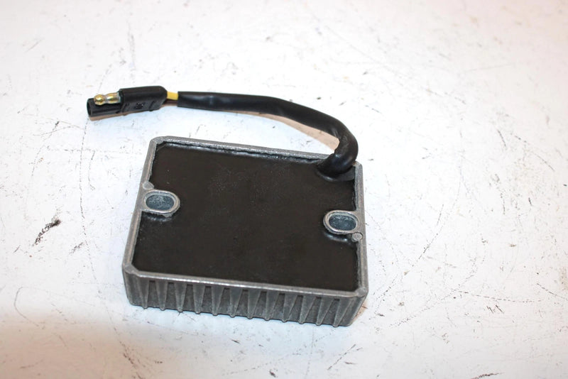 01 Arctic Cat Z 440 Sno Pro Oem Voltage Regulator0630-142 SA74