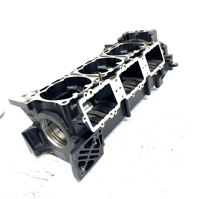 01-03 Yamaha WaveRunner XLT1200 OEM Crankcase 68N-15100-00-8P JY27