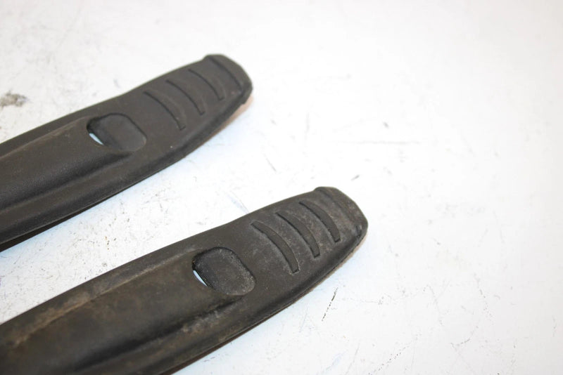 06 Polaris Fusion 600 Ho Oem Hood Strap Pair 5412606 Q1632