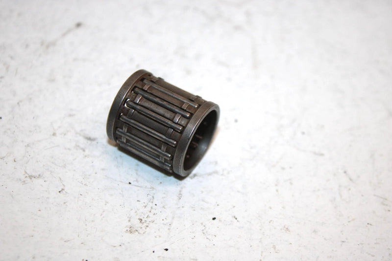 1990 Kawasaki 650 Ts Oem Wrist Pin Needle Bearing 13033-1010 JK10