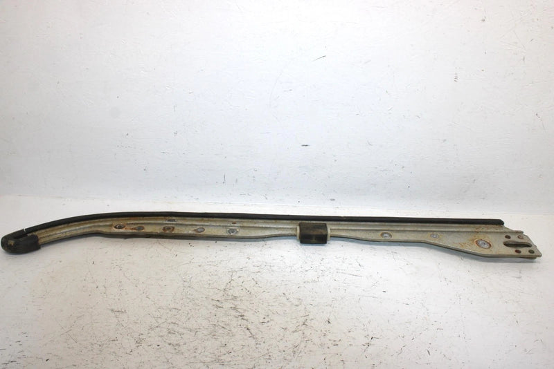 1998 Yamaha Vmax 600 Xt Oem Right Skid Rail 8CR-W4741-00-00 SY87