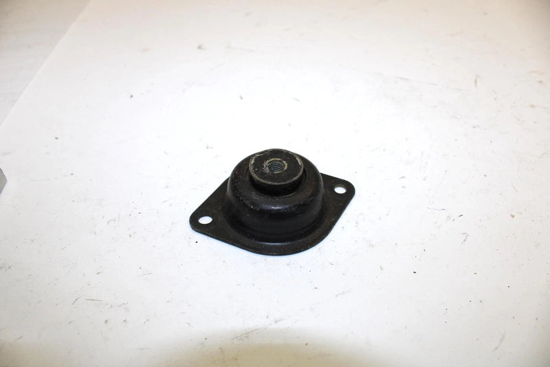2008 Ski-doo Mxz 500ss Oem Rubber Engine Mount 512060387 SS119