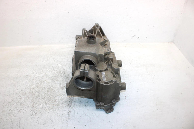 2001 Polaris Sportsman 400 Oem Transmission Case W/Cover  3233776 AP178