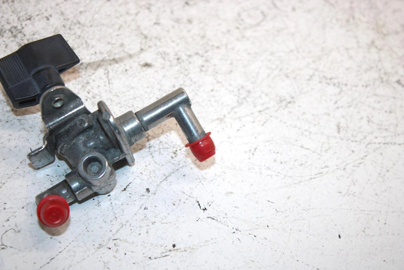 90 Yamaha Exciter Oem Petcock 86M-24500-00-00 SY3