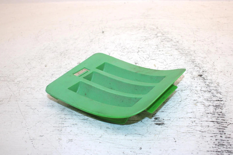 2002 Arctic Cat Z 570 Oem Right Intake Vent 2606-372 SA20