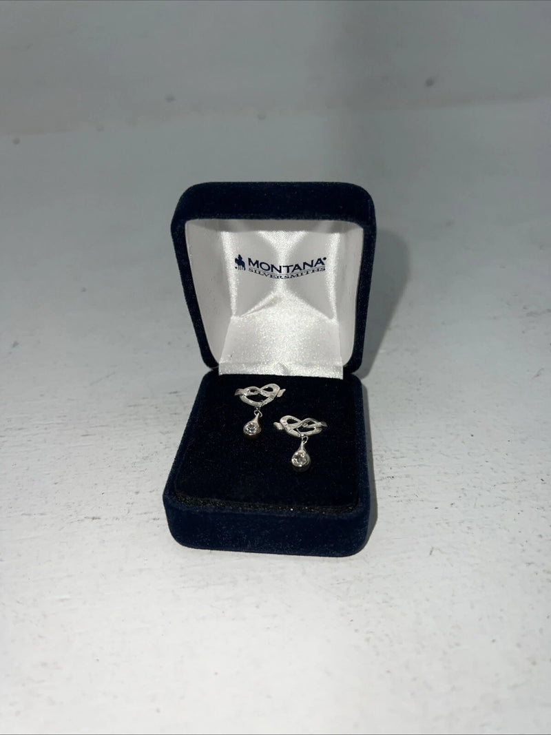 New Women’s Montana Silversmiths Silver Ribbon Heart With Dangle. ER60903 A-46