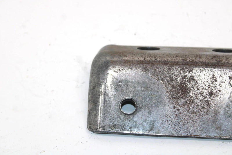 1992 Yamaha Exciter Ii Le Oem Rear Lower Engine Bracket 82M-21427-01-00 SY126