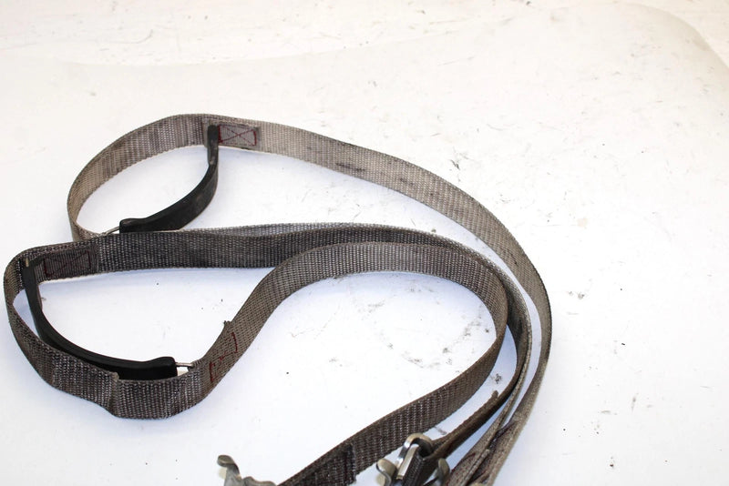1996 Yamaha Waveventure 700 Oem Fuel Tank Strap Pair GJ3-67743-01-00 JY2