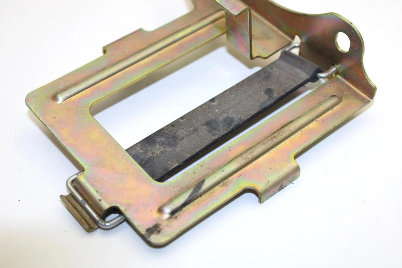 2006 Yamaha Attak Oem Ecu Bracket 8FP-85991-00-00 SY79