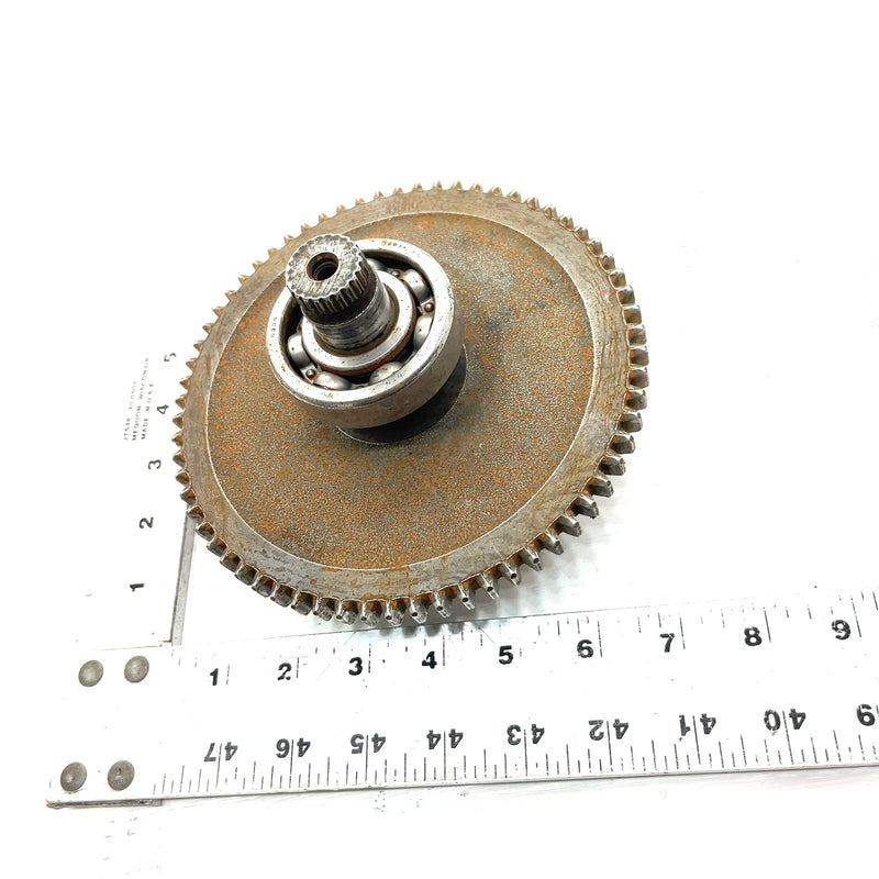 90-93 Polaris Trail Boss 350L 4X4 OEM Trans Output Shaft And Gear 3231582 AP227