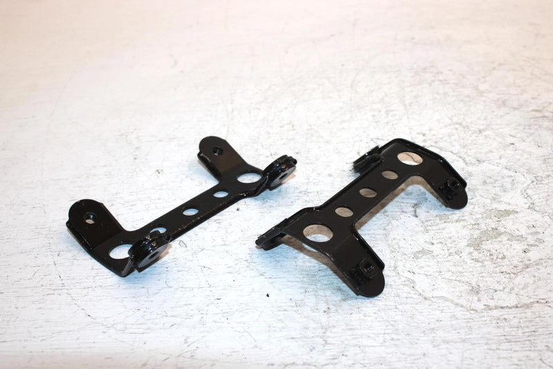 1986 Honda Trx 350 A Fourtrax 4x4 Oem Tail Light Mount Pair 80230-HA7-670 AH43