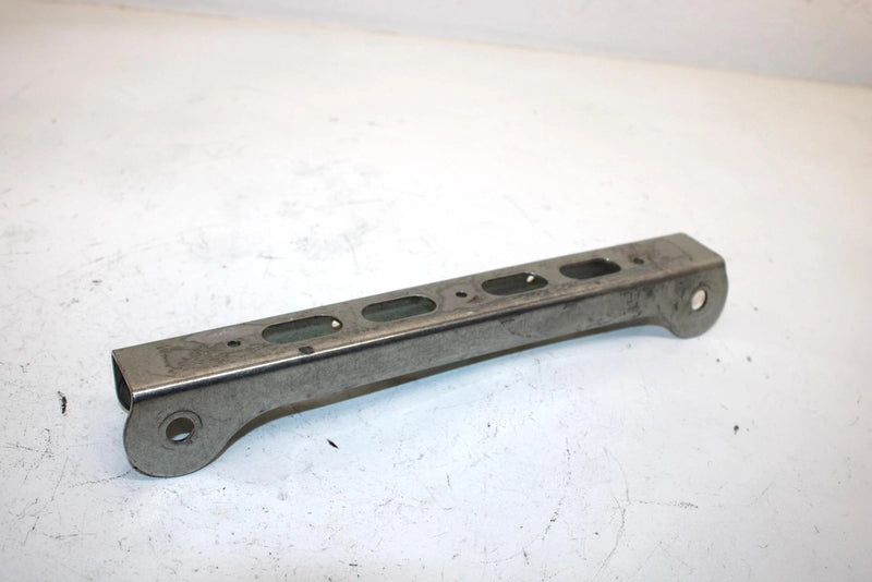 01 Ski-doo Mxz 700 Trail Oem Upper Arm Bracket 505070010 SSS