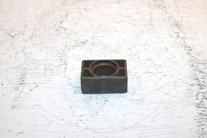 2001 Ski-doo Mxz 600 Oem Sway Bar Block 505070121 SS4