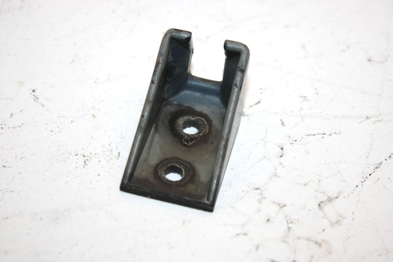 90 Polaris 650 Oem Hood Latch Cup 5430733 Q2106