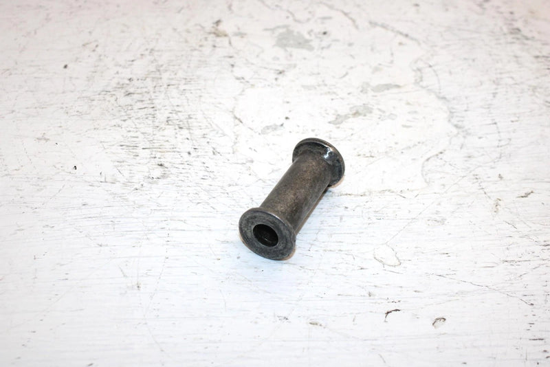 1982 Honda Atc200 Ea Big Red Oem Engine Mount Spacer (Short) 50250-958-680 AH64