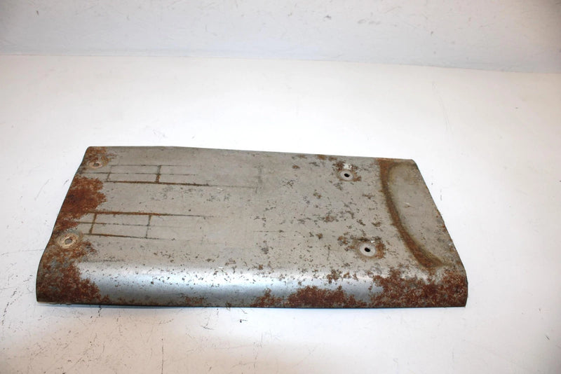 07 Yamaha Venture Oem Heat Shield 8ET-23892-00-00 SY23