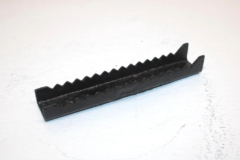 2005 Arctic Cat 500 4x4 Oem Footpeg Pair 5506-497 AA1