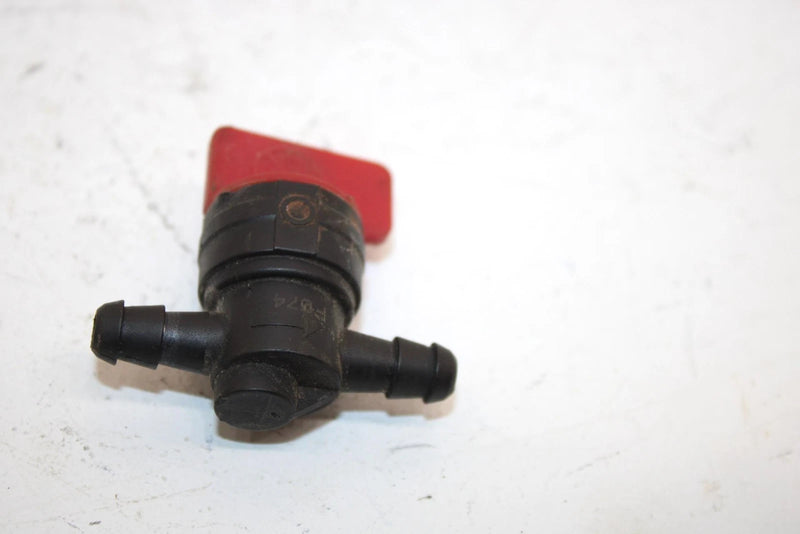 09 Polaris Iq Shift 550 Oem Petcock Fuel Shut Off 7052248 SP3