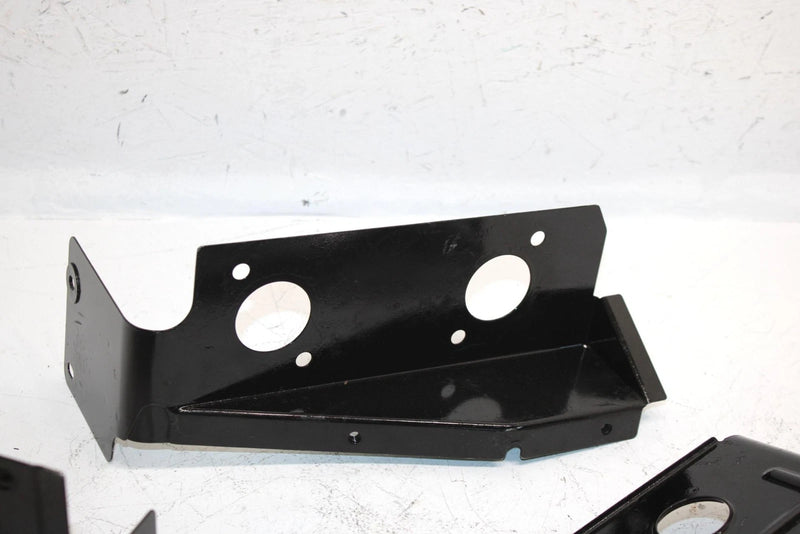 85 Polaris Trail 440 Oem Cylinder Head Shroud Set 30833435 30383219 SPS3