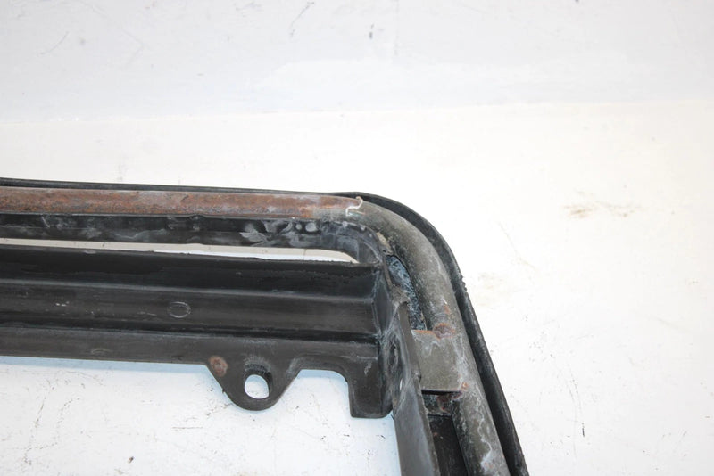 90 Yamaha Exciter Oem Rear Bumper W/Cover 87F-77541-00-00 87F-77542-00-00 SY3