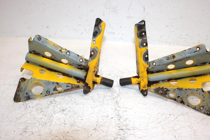 1998 Ski-doo Mxz 670 Oem Trailing Arm Mount Set 518320506 518320507 SS17