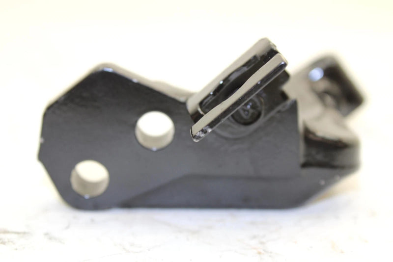 1988 Suzuki Quadrunner 250 Oem Front Left Knuckle Arm 51242-19B01 AS18
