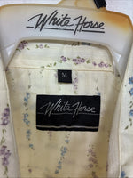 New Women’s White Horse Yellow Floral Long Sleeve Pearl Snap Medium YY-126