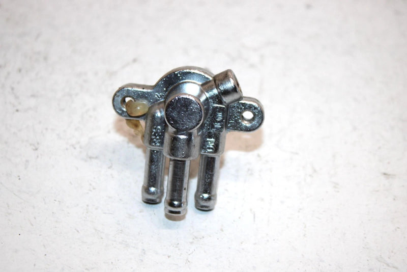 1990 Kawasaki 650 Ts Oem Fuel Selector Petcock 51023-3709 JK10