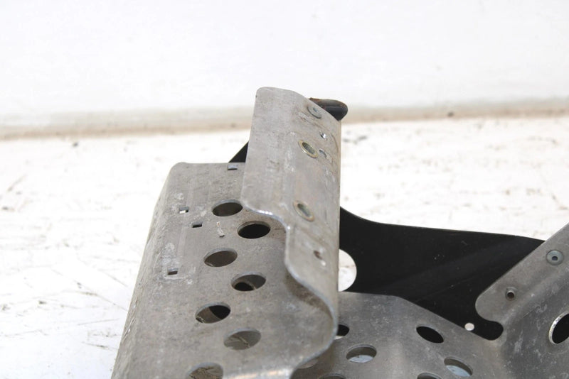 2003 Ski-doo Mxz 700 Oem Right Foot Well 518323253 SS98