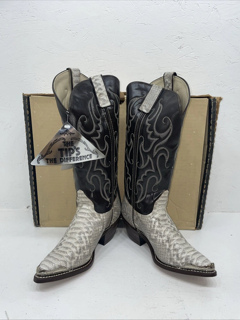 New Women’s Gray Snake Skin Capezio Cowboy Boots. L 421 5 M. 2-39