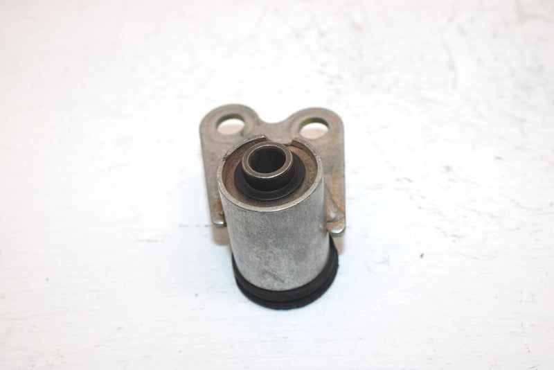 2007 Yamaha  Grizzly 350 2wd Oem Upper Engine Mount 5UH-F1316-01-00 AY28