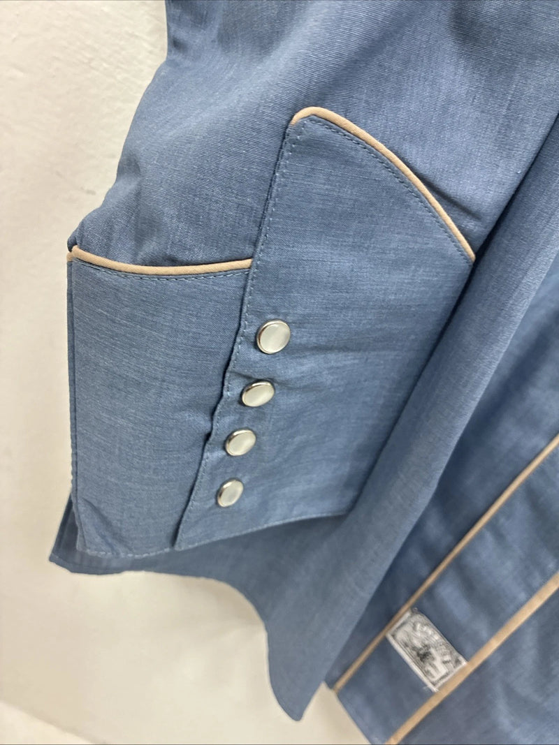 New Women’s ELY 1878 Blue Deigned Long Sleeve Pearl Snap Medium II-68
