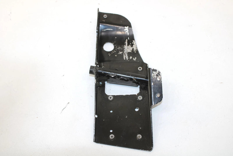 2004 Polaris 550 Classic Edge Oem Right Trailing Arm Mount 2202598 SP215