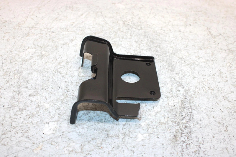 1998 Suzuki Quadrunner 250 Oem Electrical Bracket 47410-19B10 AS13