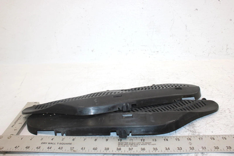 2002 Ski-doo Mxz 700 Oem Center Hood Vent Set 517302028 517302031 SS20