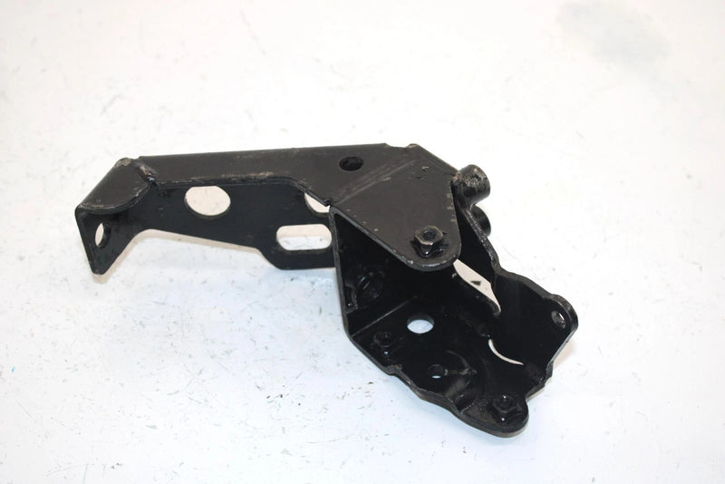 94 Yamaha  Kodiak 400 4wd Oem Lower Shifter Bracket 4GB-18431-00-00 AY27