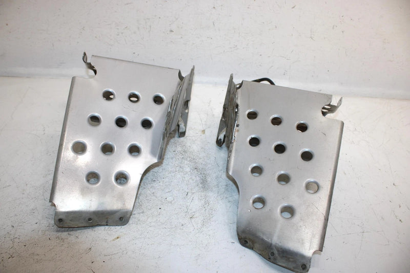 02 Ski-doo Grand Touring 500 Oem Footrest Set 518323564 518322394 SS24