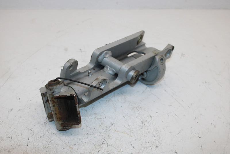 04 Arctic Cat Sabercat 600 Efi Oem Right Steering Spindle 1703-370 SA239