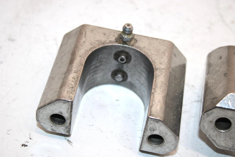 16 Can-am Outlander L Max 450 Efi Dps Oem Sway Bar Support 706001099 AB5