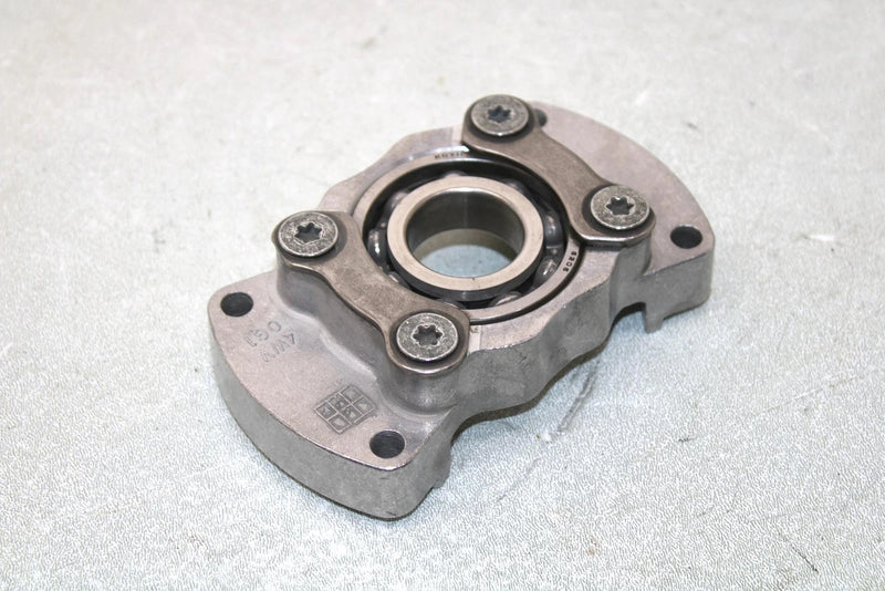 2000 Yamaha  Grizzly Oem Center Drive Bearing Housing 4WV-17521-01-00 AY35